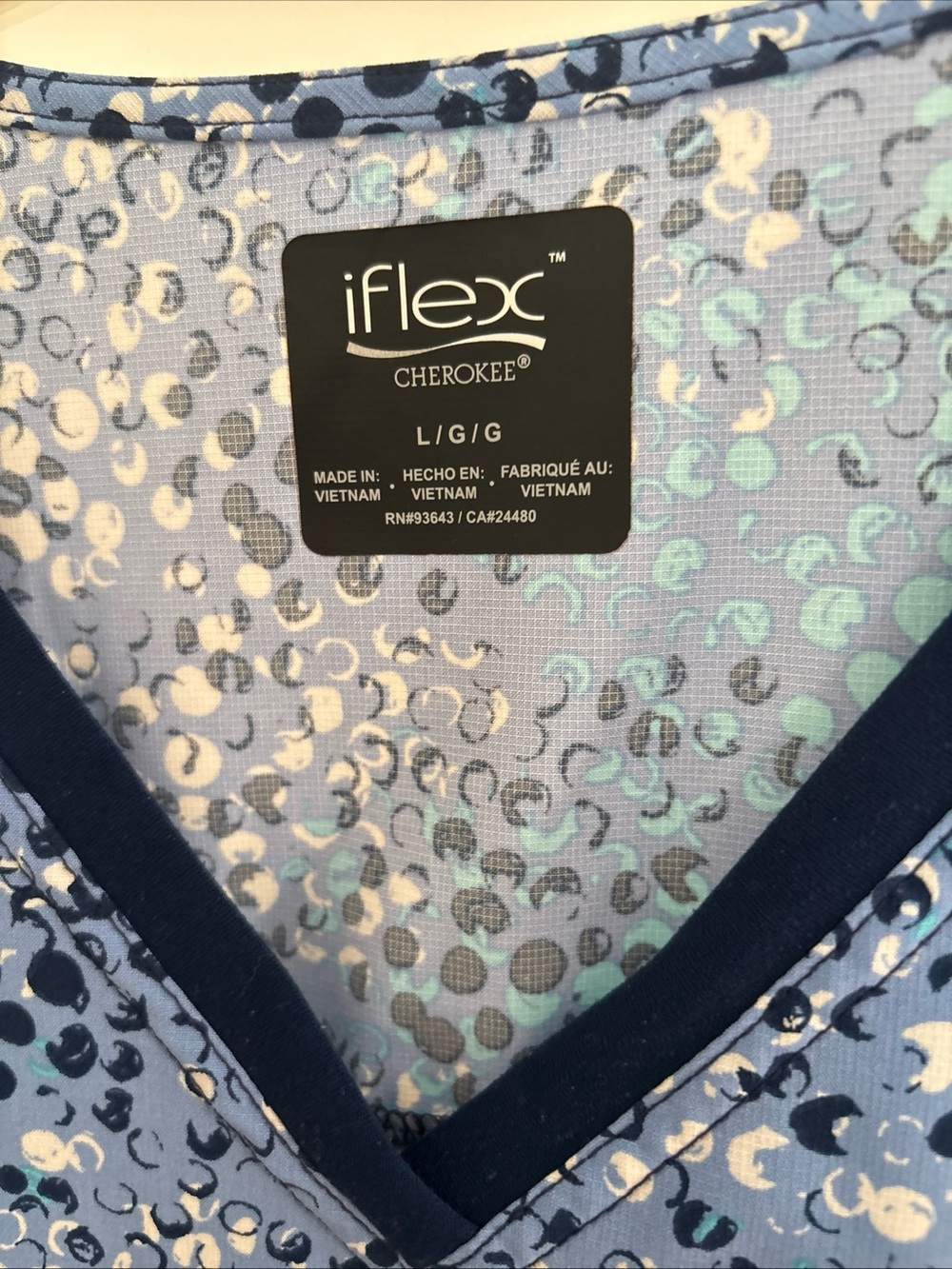 iFlex Cherokee Floral Blue Scrub Top Large V-Neck with Side Panel Short Sleeve - Picture 6 of 7